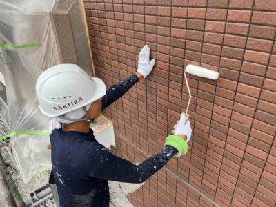 東大阪市　マンションのタイル撥水剤塗布　１回目💁‍♀️