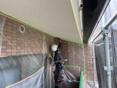 豊中市　上新田のマンション　セメント補修の様子🗿