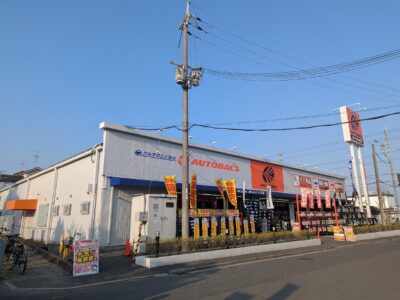 高槻市　郡家新町の店舗　外壁塗装全体のビフォーアフター✨
