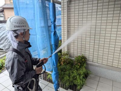 枚方市　楠葉丘のアパート　高圧洗浄の様子🐘